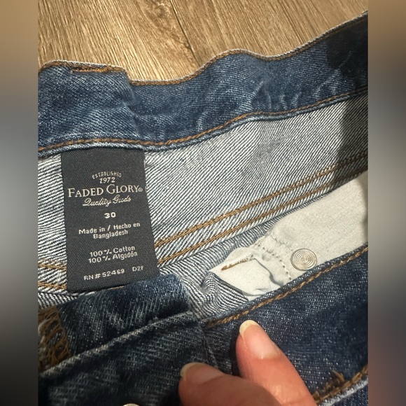 Faded Glory Vintage 100% Cotton Dark Blue High-Rise Denim Shorts - Picture 3 of 13